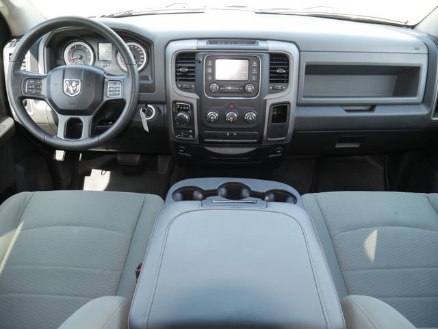 Used 2017 RAM 1500 Express AWD/4WD image 5