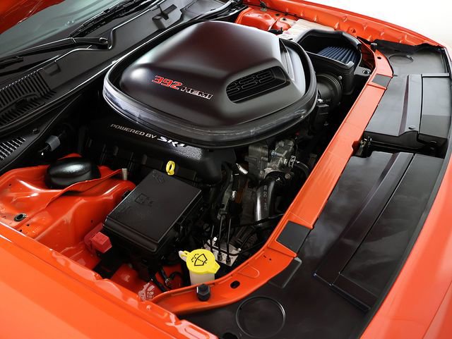 Used 2016 Dodge Challenger R/T Scat Pack RWD image 32