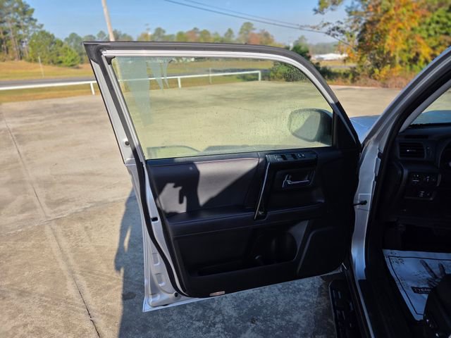 Used 2024 Toyota 4Runner TRD Off-Road image 22