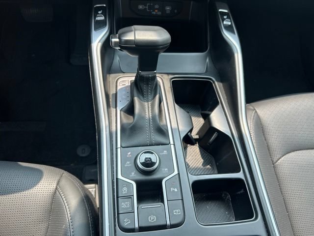 Certified 2025 Kia Sorento S w/ Panoramic Sunroof Package AWD/4WD image 40