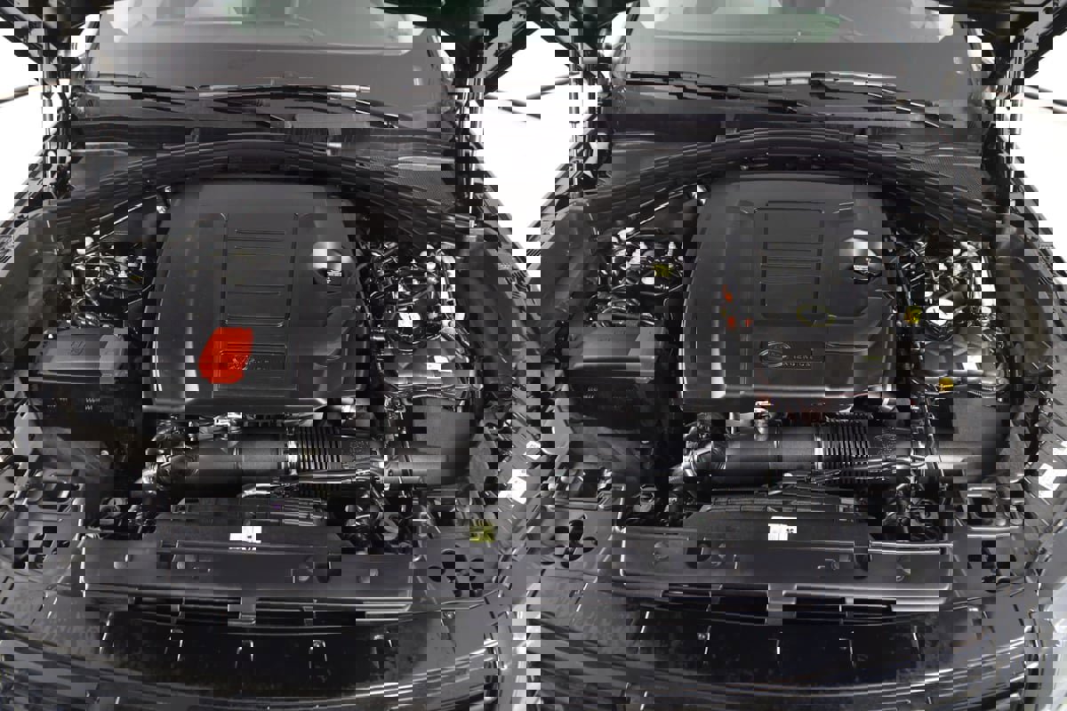 Used 2025 Land Rover Range Rover Velar Dynamic SE image 53