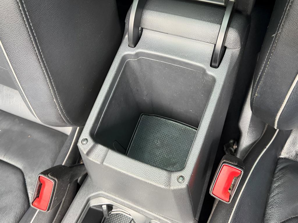 Used 2018 Volkswagen Tiguan SEL Premium image 37