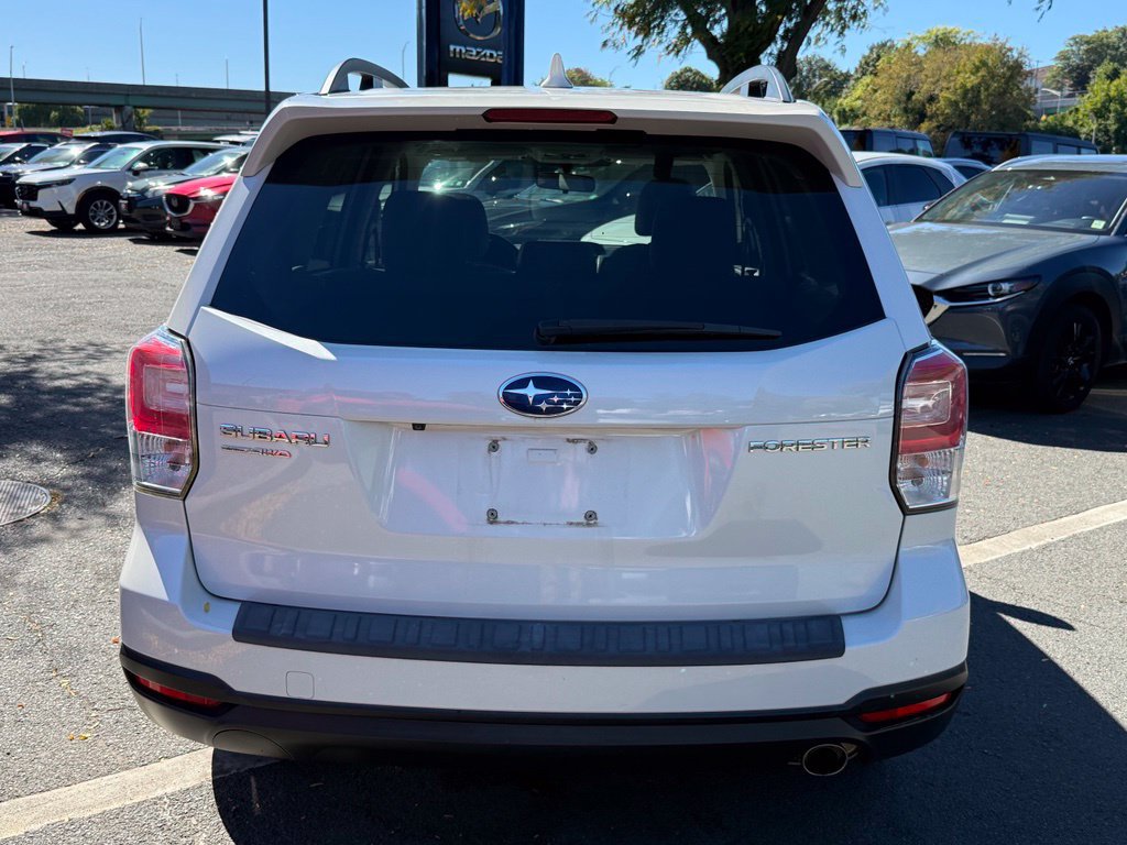 Used 2018 Subaru Forester 2.5i Limited AWD/4WD image 7