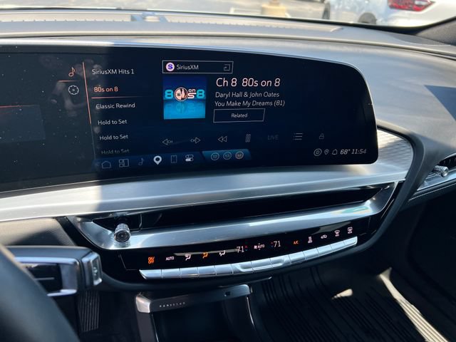 Used 2024 Cadillac Lyriq Luxury w/ LPO, Floor Liner Package AWD/4WD image 26