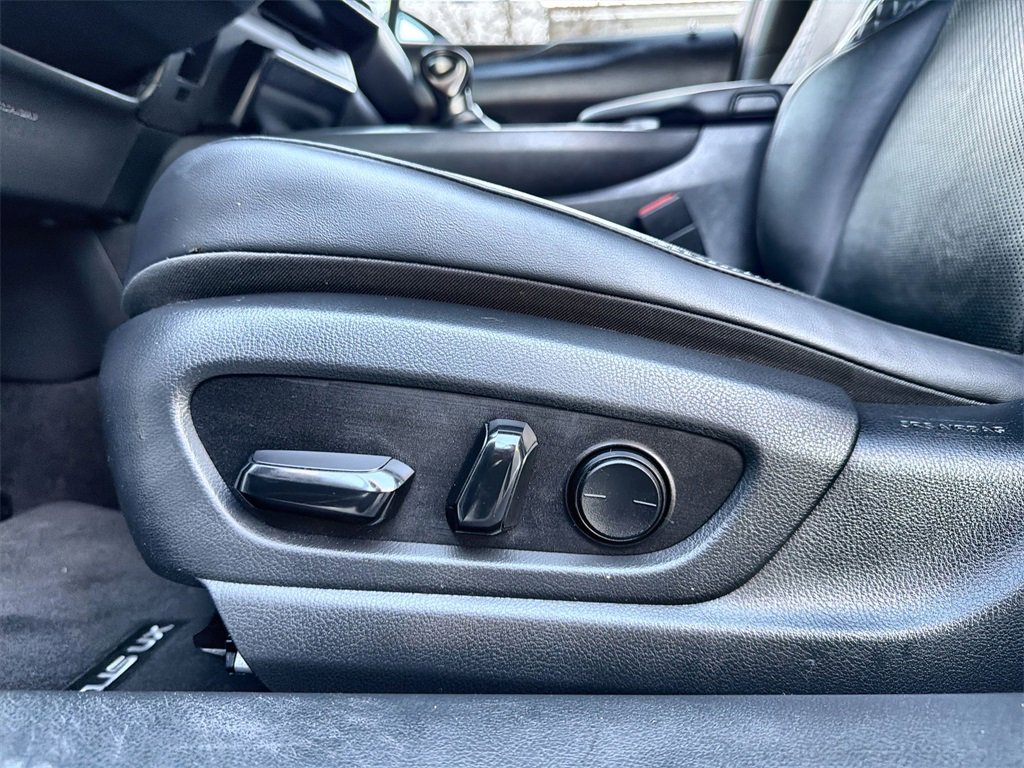 Used 2020 Lexus UX 250h w/ Premium Package image 14