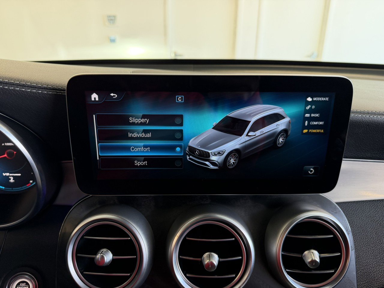 Used 2020 Mercedes-Benz GLC 63 AMG 4MATIC image 19