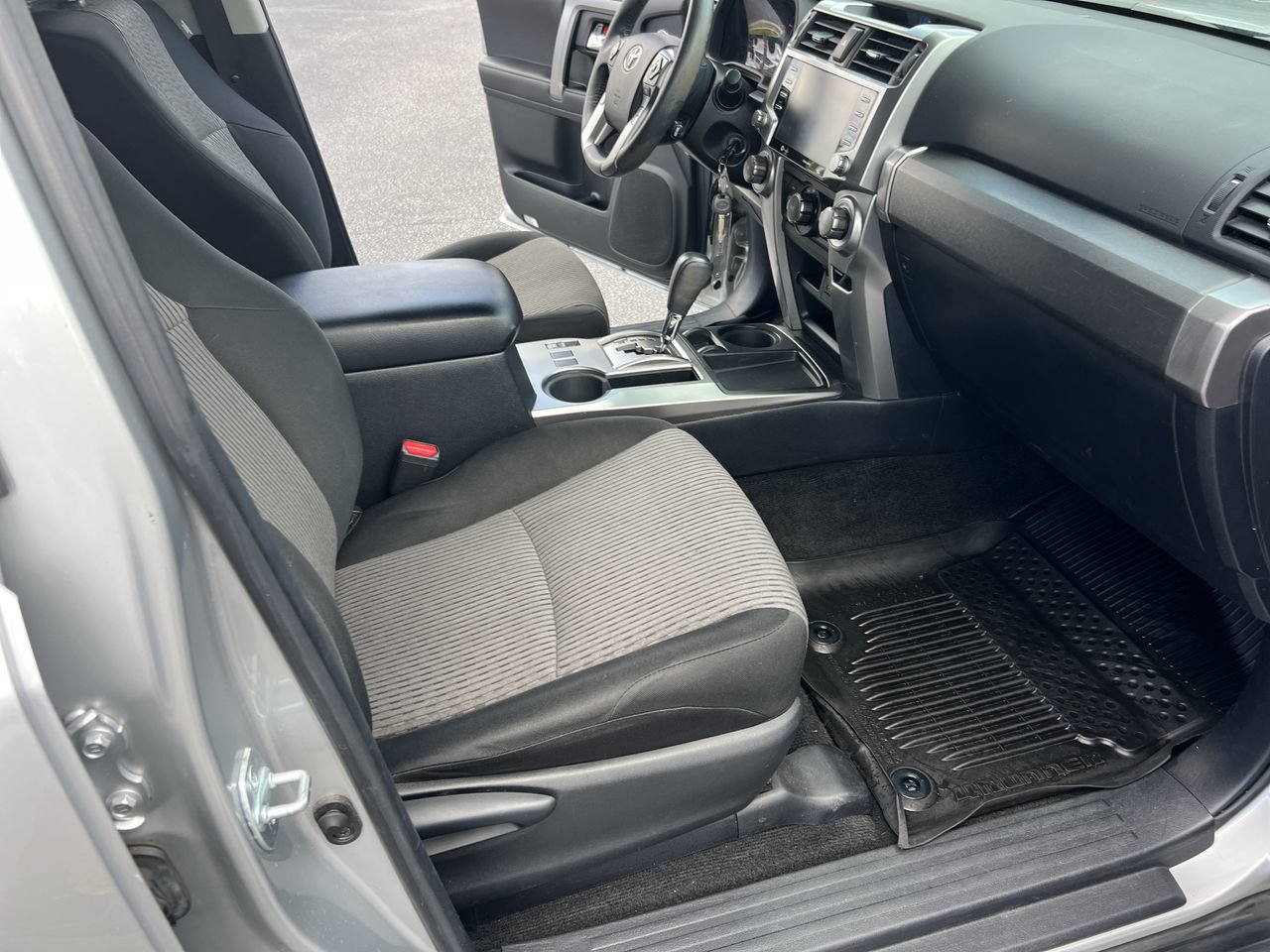 Used 2021 Toyota 4Runner SR5 RWD image 34