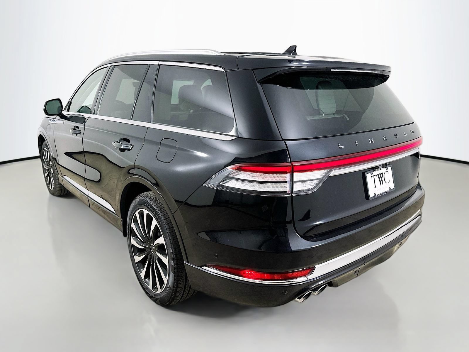 Used 2020 Lincoln Aviator Black Label Grand Touring w/ Class IV Trailer Tow Package AWD/4WD image 7