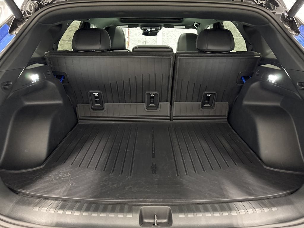 New 2026 Chevrolet Blazer EV LT AWD/4WD image 32