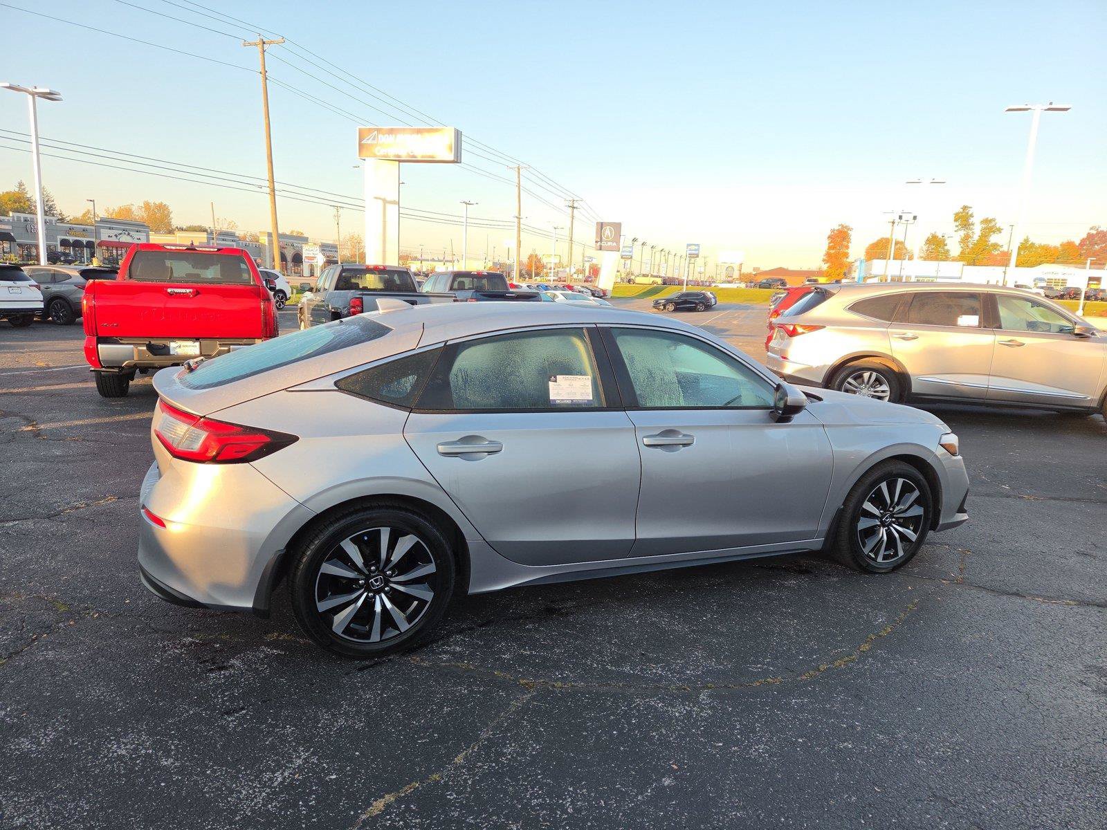 Used 2024 Honda Civic EX-L image 28