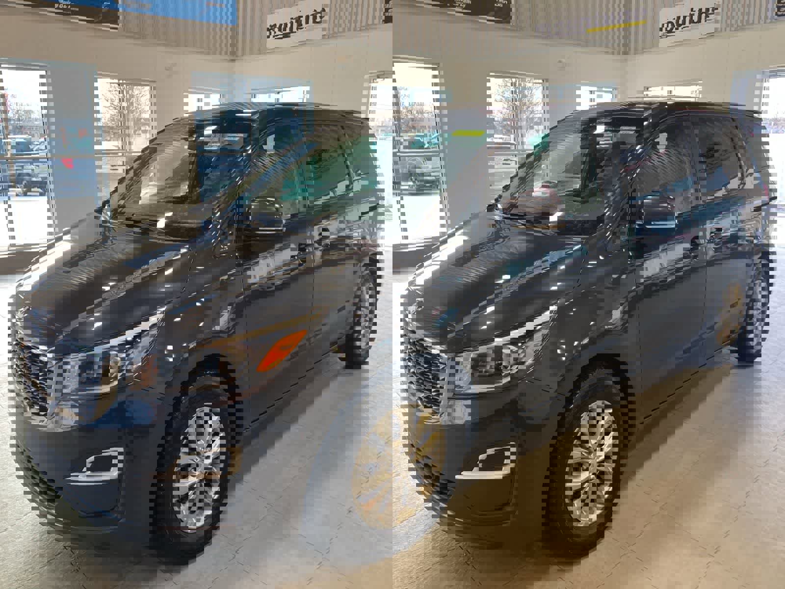 Used 2021 Kia Sedona LX