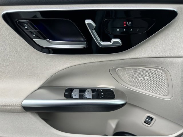 Used 2023 Mercedes-Benz C 300 4MATIC Sedan image 15