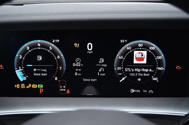 New 2026 Volkswagen Tiguan SE R-Line AWD/4WD image 12