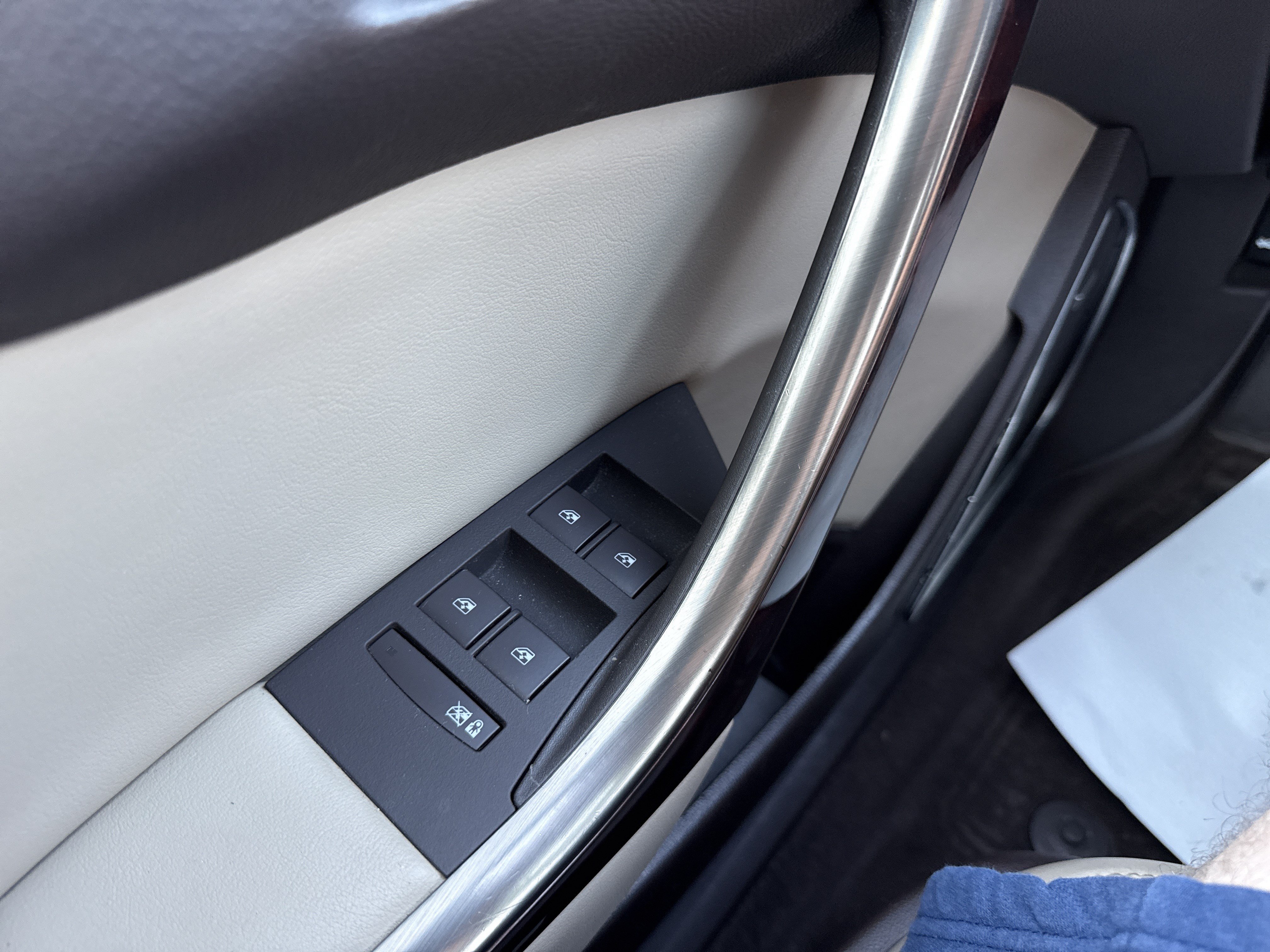 Used 2014 Buick Verano Leather FWD image 16