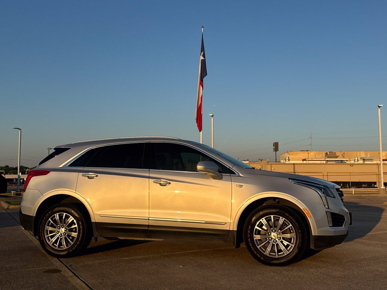 Used 2019 Cadillac XT5 Luxury FWD image 30