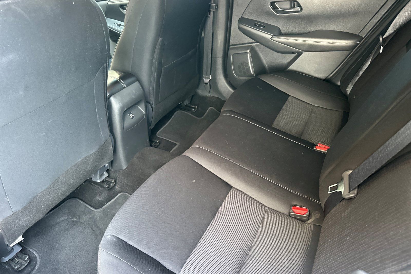 Used 2024 Nissan Sentra SV FWD image 12