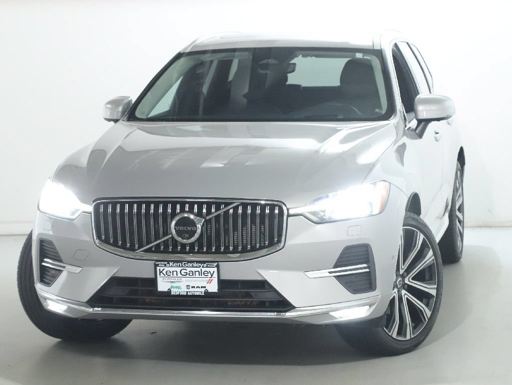 Used 2023 Volvo XC60 B5 Ultimate w/ Climate Package AWD/4WD image 3