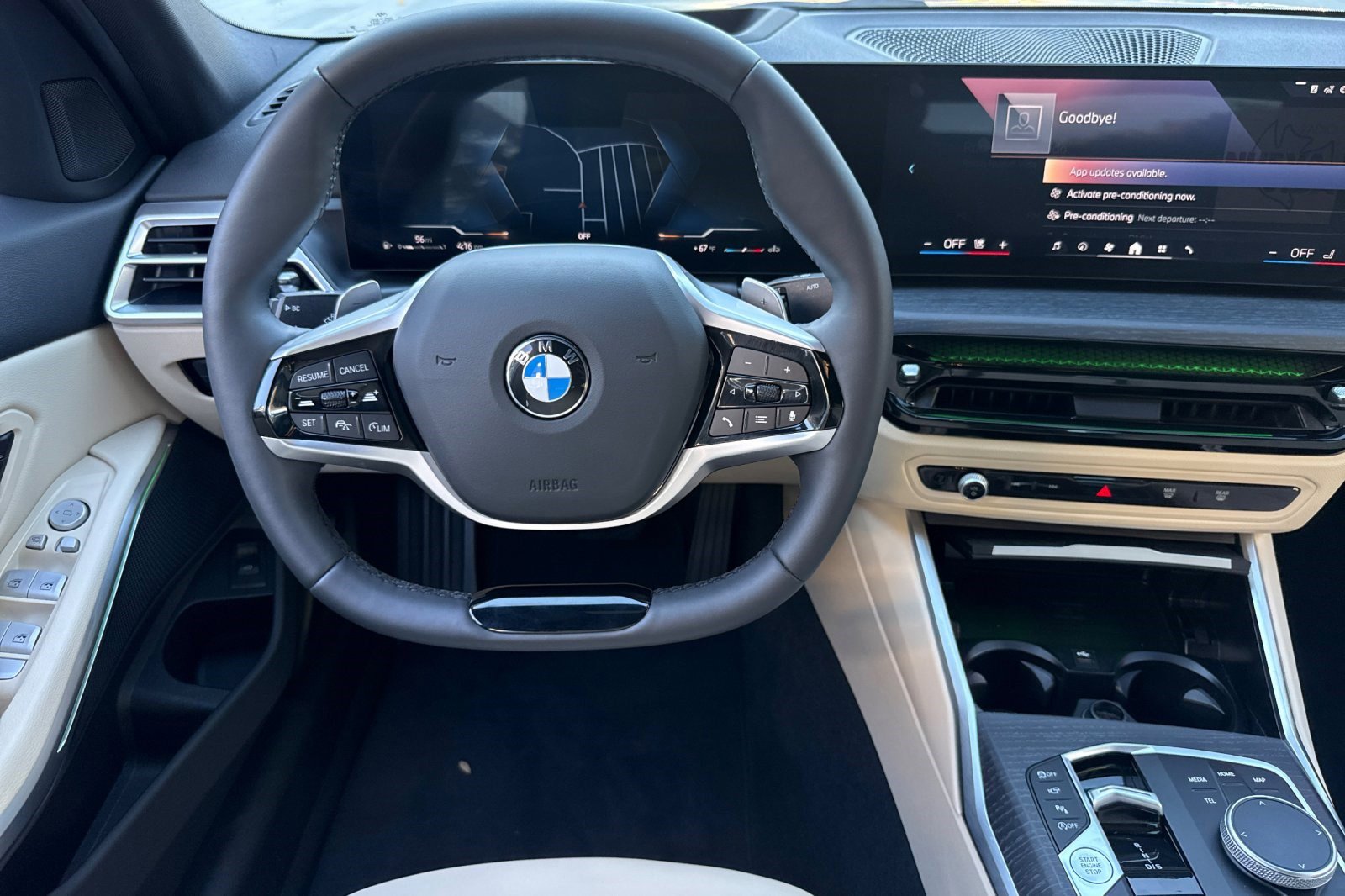 Used 2025 BMW 330i Sedan w/ Premium Package image 18