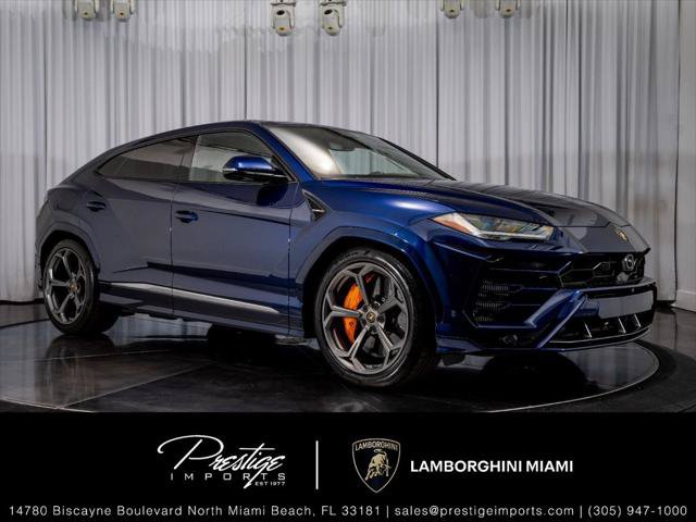 Used 2020 Lamborghini Urus AWD/4WD image 1