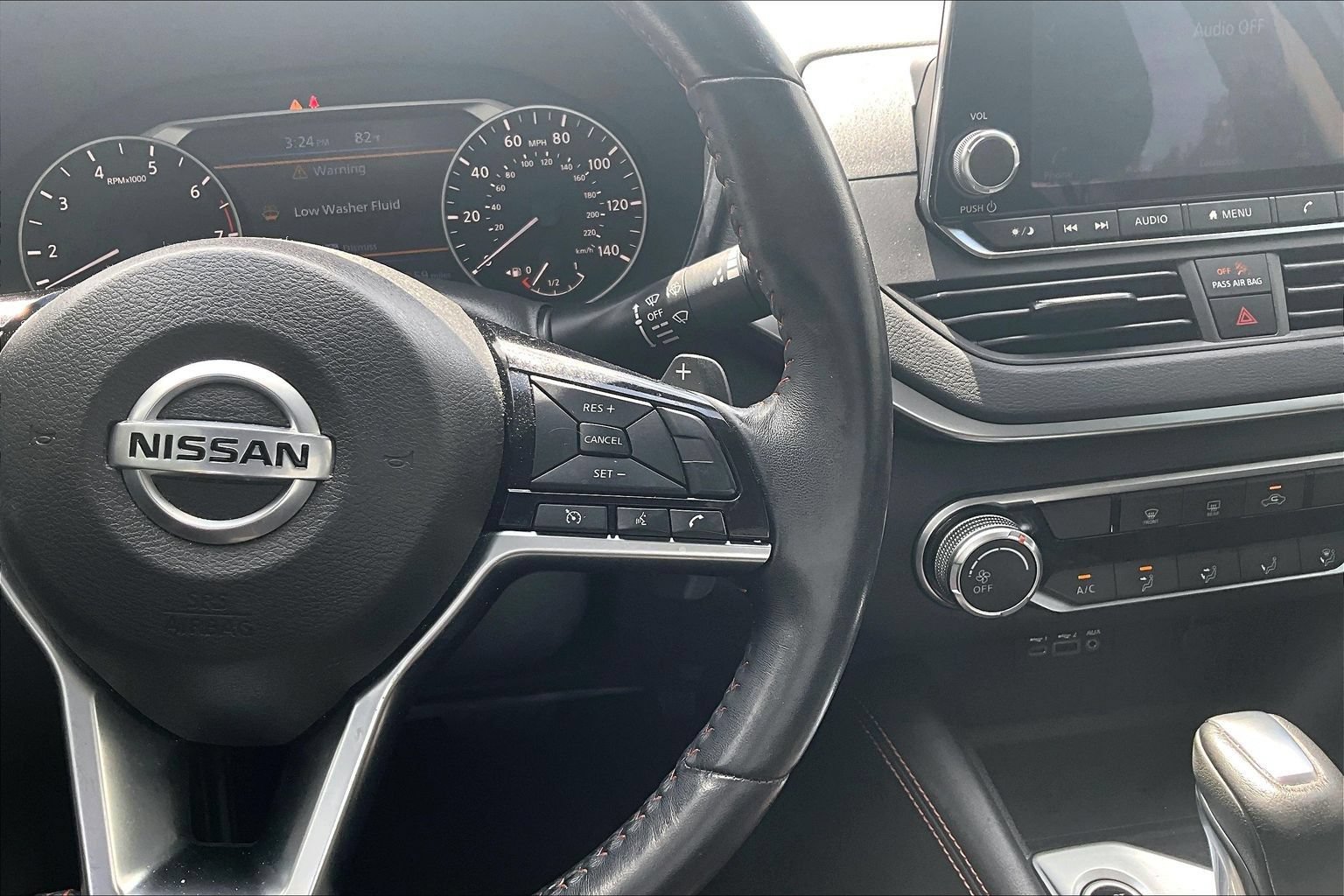 Used 2019 Nissan Altima 2.5 SR FWD image 12