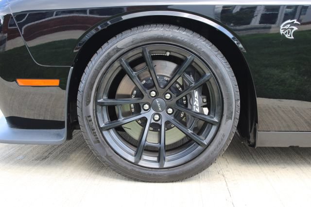Used 2023 Dodge Challenger SRT Hellcat w/ Driver Convenience Group RWD image 29