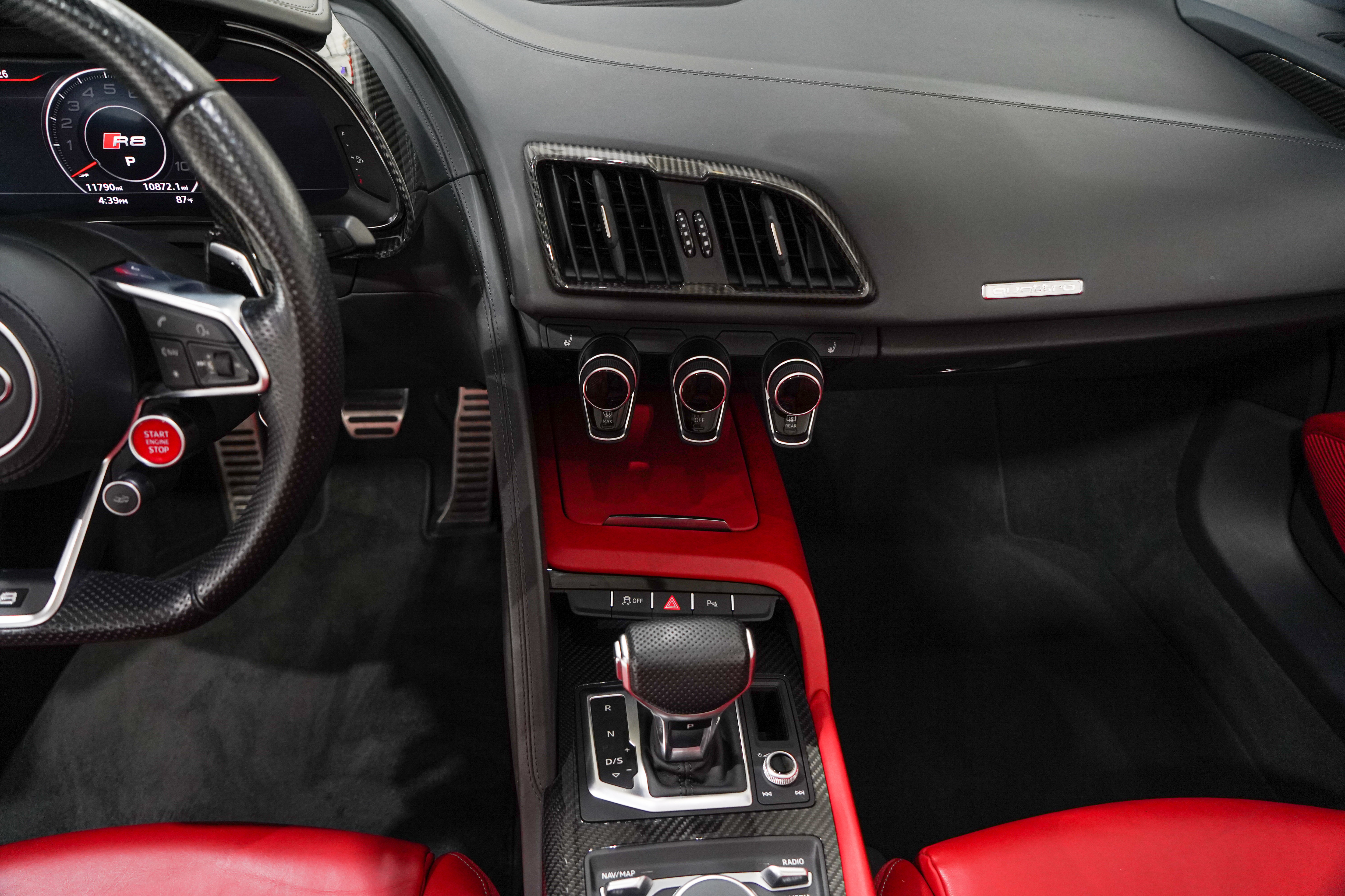 Used 2022 Audi R8 V10 performance AWD/4WD image 16
