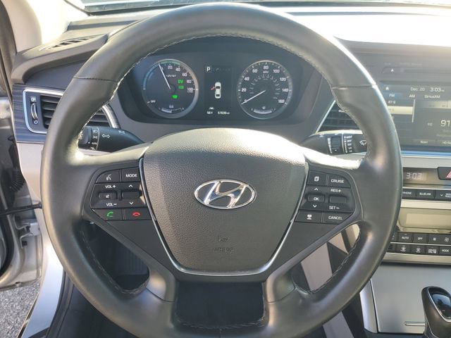 Used 2017 Hyundai Sonata Limited w/ Ultimate Package 02 image 17