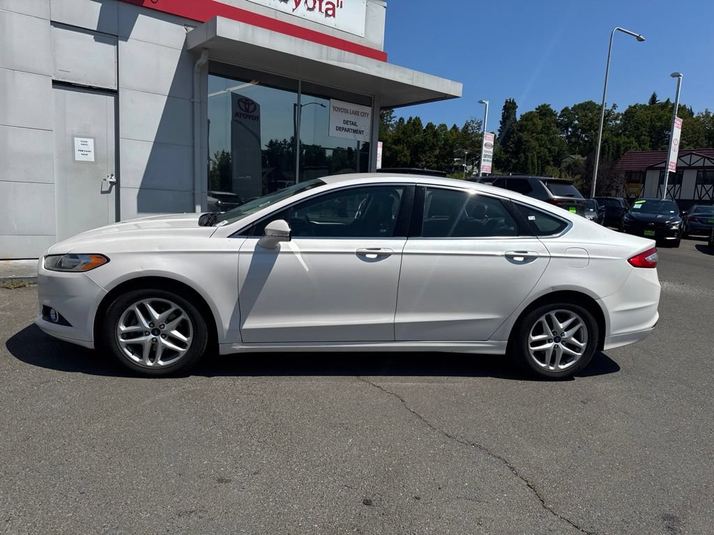 Used 2013 Ford Fusion SE FWD image 6