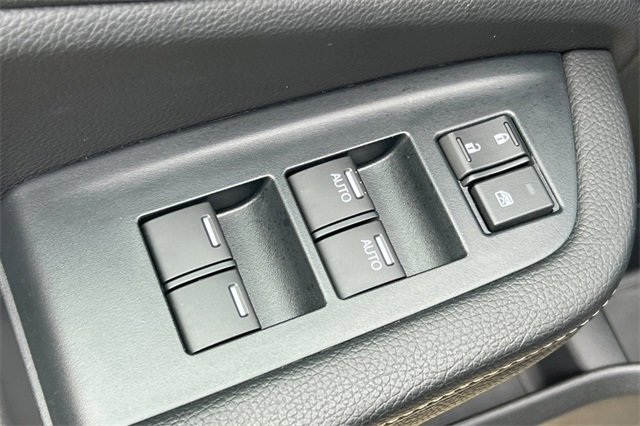 Used 2023 Honda Passport EX-L image 12