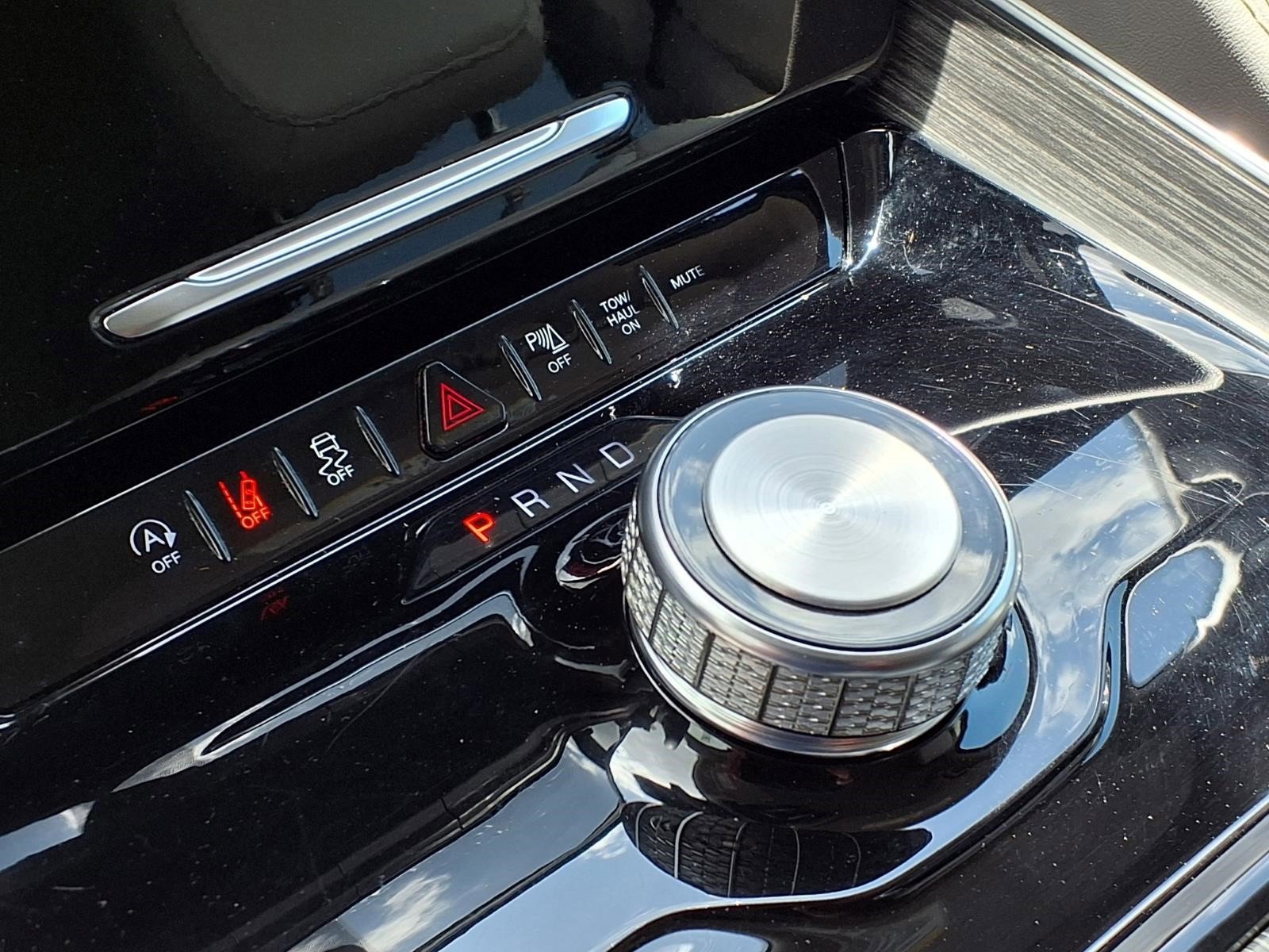 Used 2023 Jeep Wagoneer Series II w/ Flexible Seating Group RWD image 19