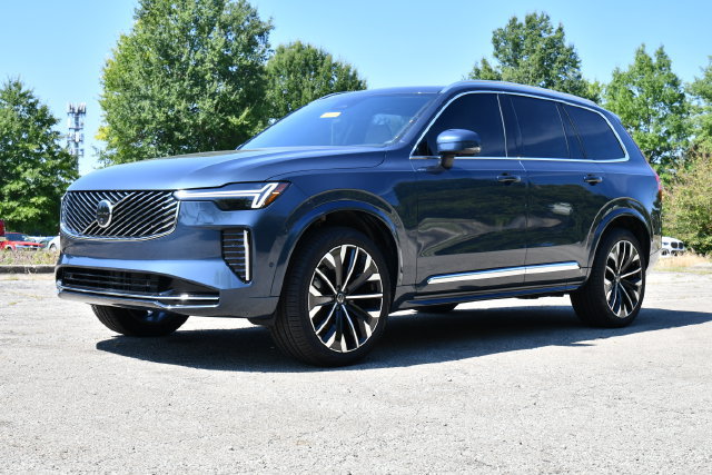 New 2026 Volvo XC90 B6 Plus w/ Protection Package Premier AWD/4WD image 3