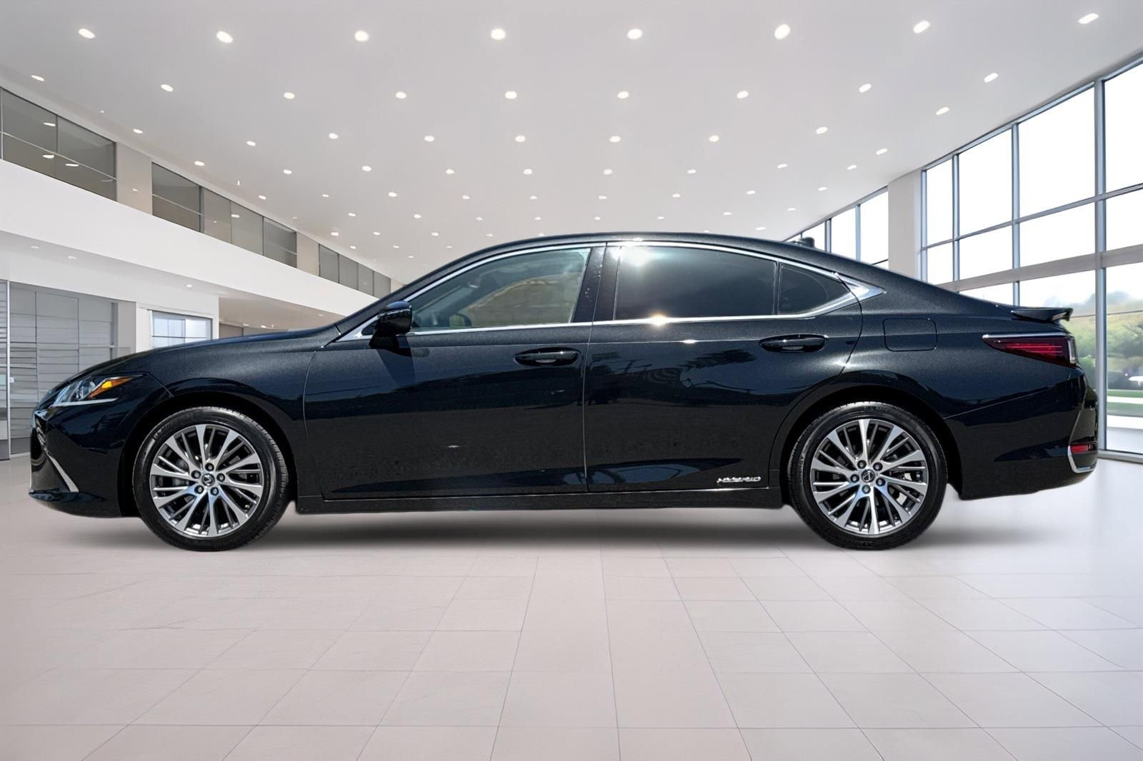 Used 2021 Lexus ES 300h w/ Premium Package FWD image 7