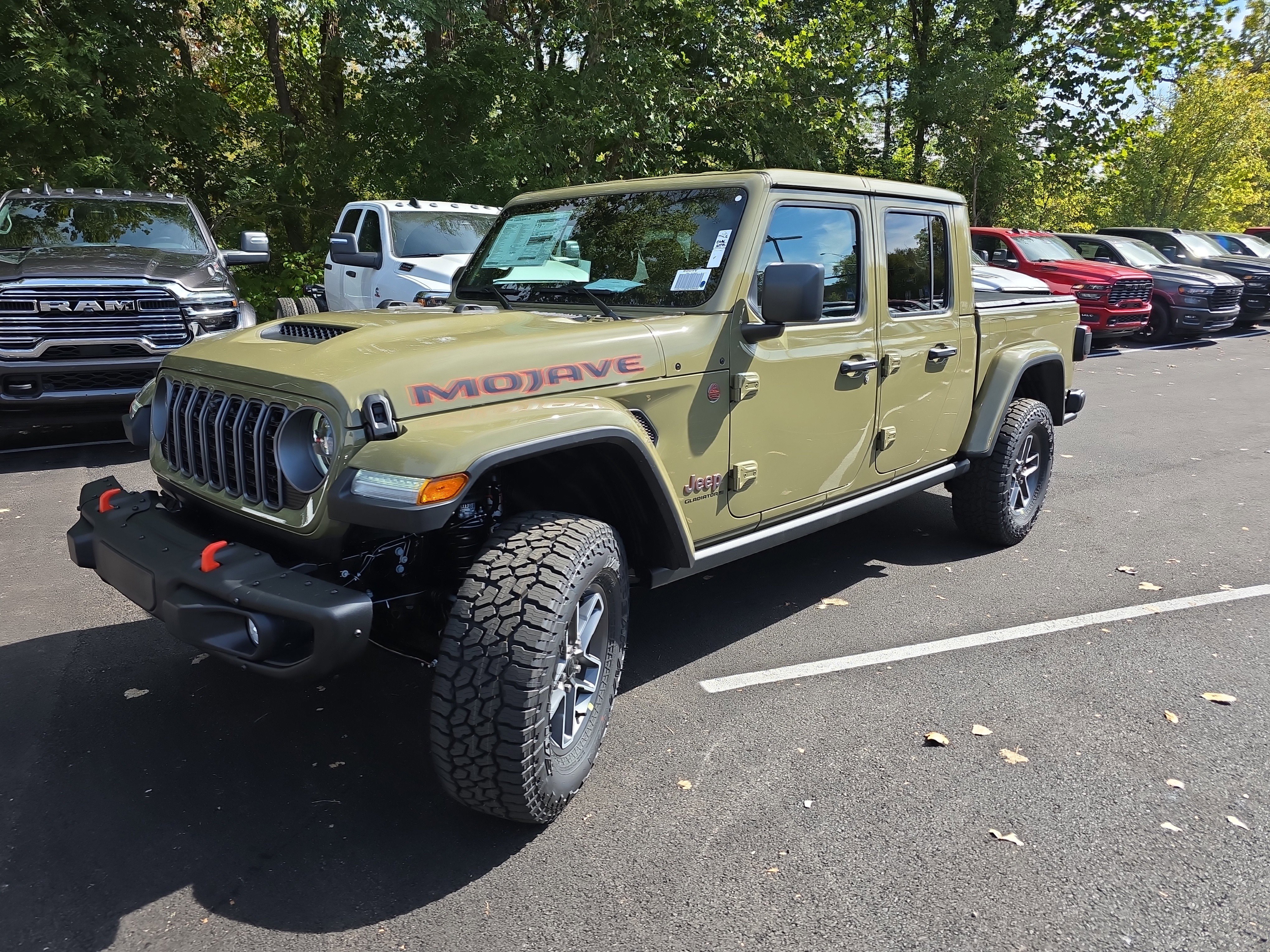 New 2025 Jeep Gladiator Mojave image 17