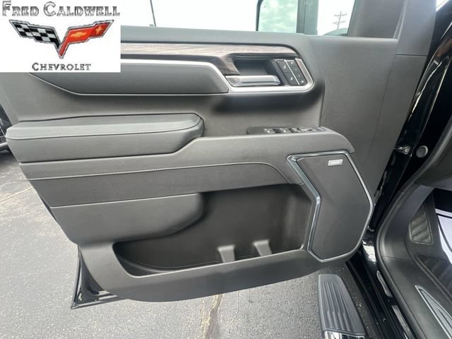 Certified 2025 Chevrolet Silverado 3500 LTZ w/ LTZ Premium Package AWD/4WD image 27