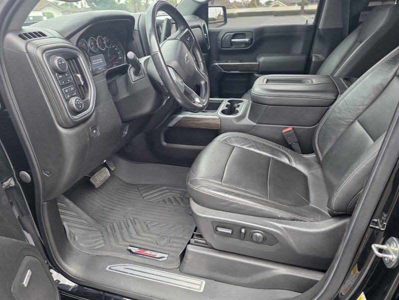 Used 2020 Chevrolet Silverado 1500 LT Trail Boss w/ Midnight Edition AWD/4WD image 25