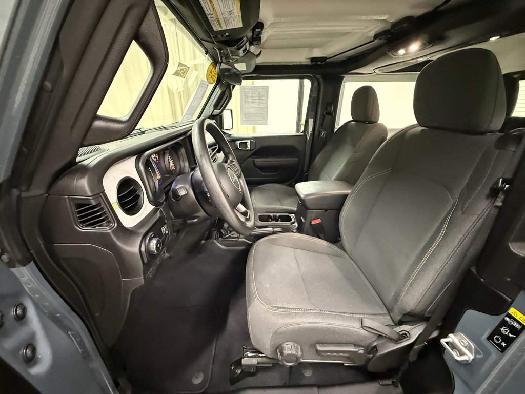 Used 2024 Jeep Wrangler Sport image 23
