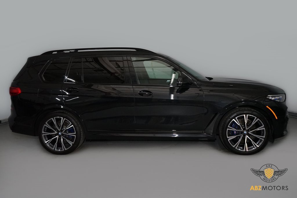Used 2021 BMW X7 M50i image 4