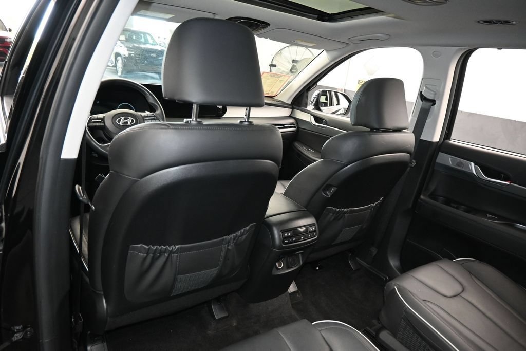 Used 2024 Hyundai Palisade SEL w/ Premium Package FWD image 34