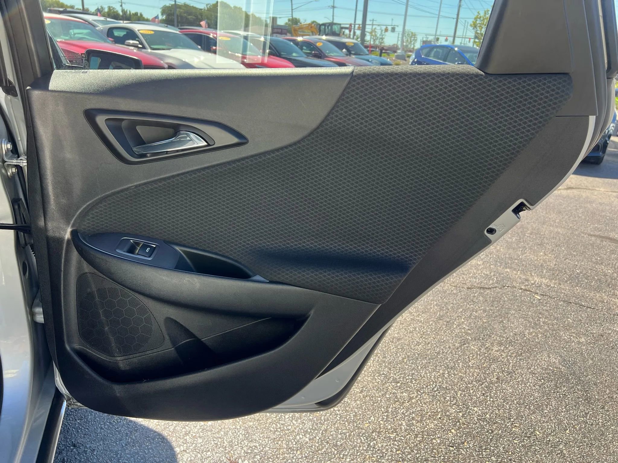 Used 2020 Chevrolet Malibu LS w/ LPO, Convenience Package 1 image 31