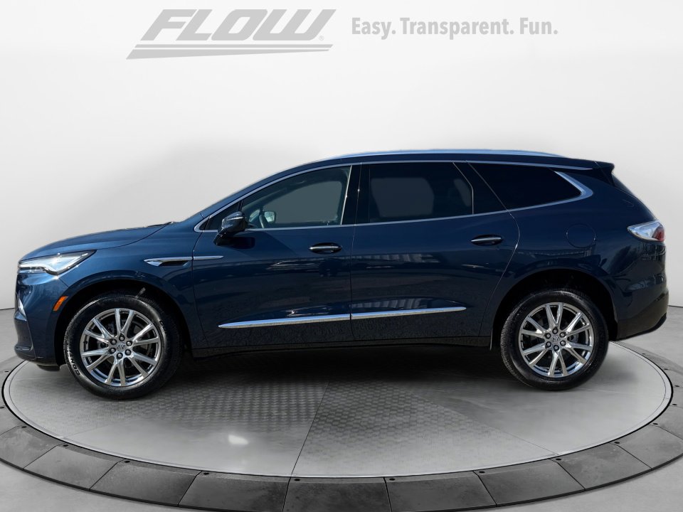 Used 2024 Buick Enclave Essence w/ Experience Buick Package image 5