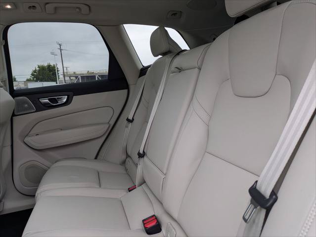 New 2026 Volvo XC60 B5 Ultra w/ Climate Package PRO AWD/4WD image 12