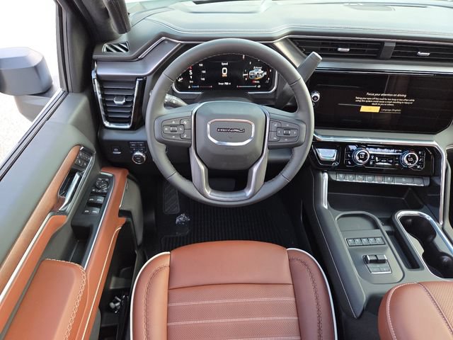 New 2026 GMC Sierra 3500 Denali Ultimate AWD/4WD image 3