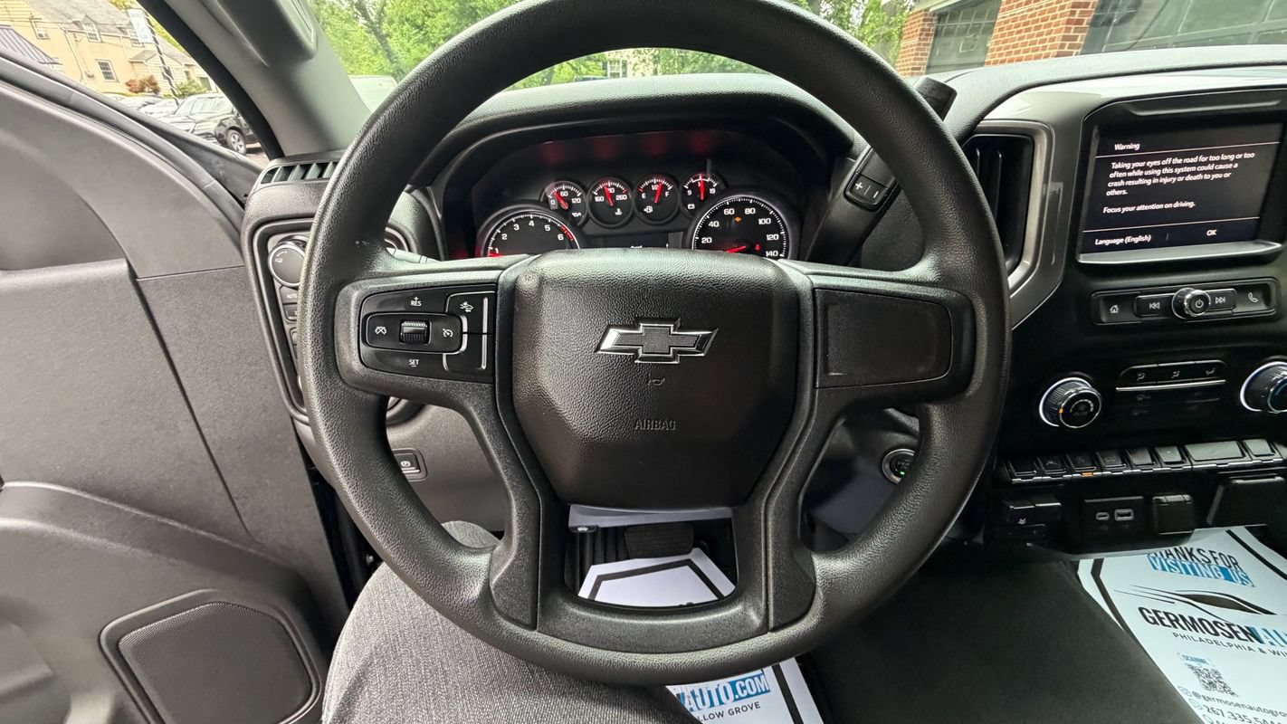 Used 2024 Chevrolet Silverado 1500 Custom Trail Boss w/ LPO, Dark Essentials Package AWD/4WD image 11
