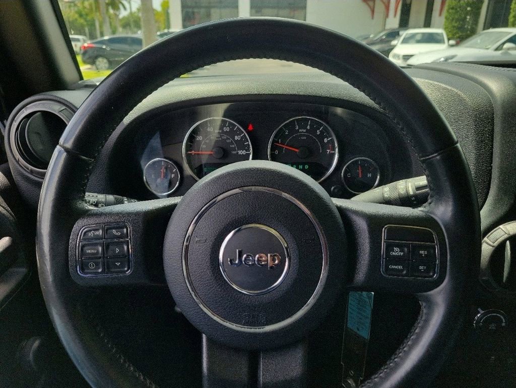 Used 2018 Jeep Wrangler Sport w/ Connectivity Group image 24
