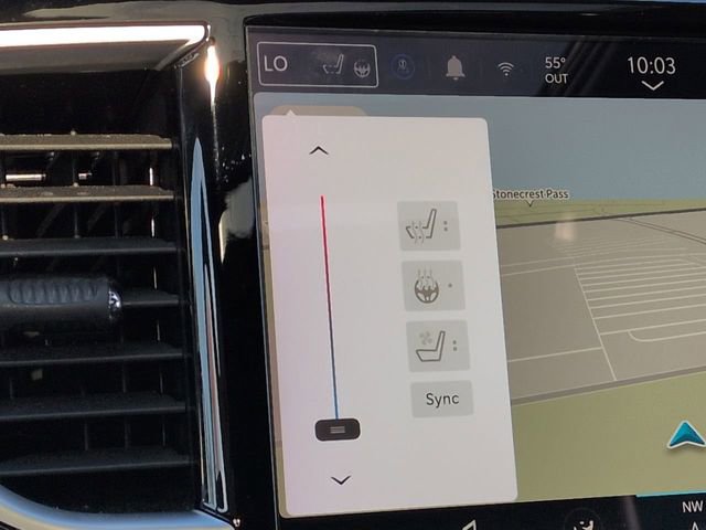 Used 2023 Chrysler Pacifica Limited w/ Uconnect Theater Family Group image 30