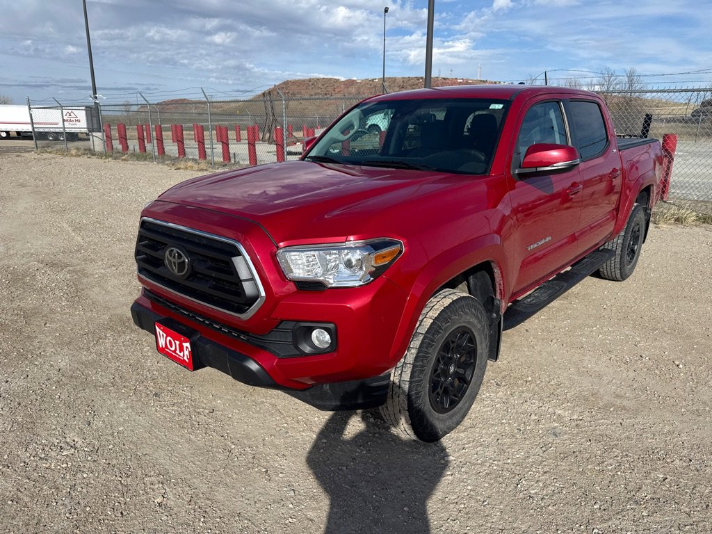 Used 2020 Toyota Tacoma SR5 w/ Technology Package image 2