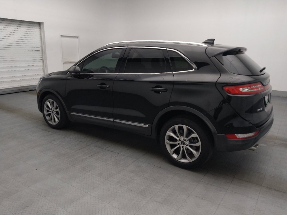 Used 2017 Lincoln MKC Select w/ Select Plus Package FWD image 3