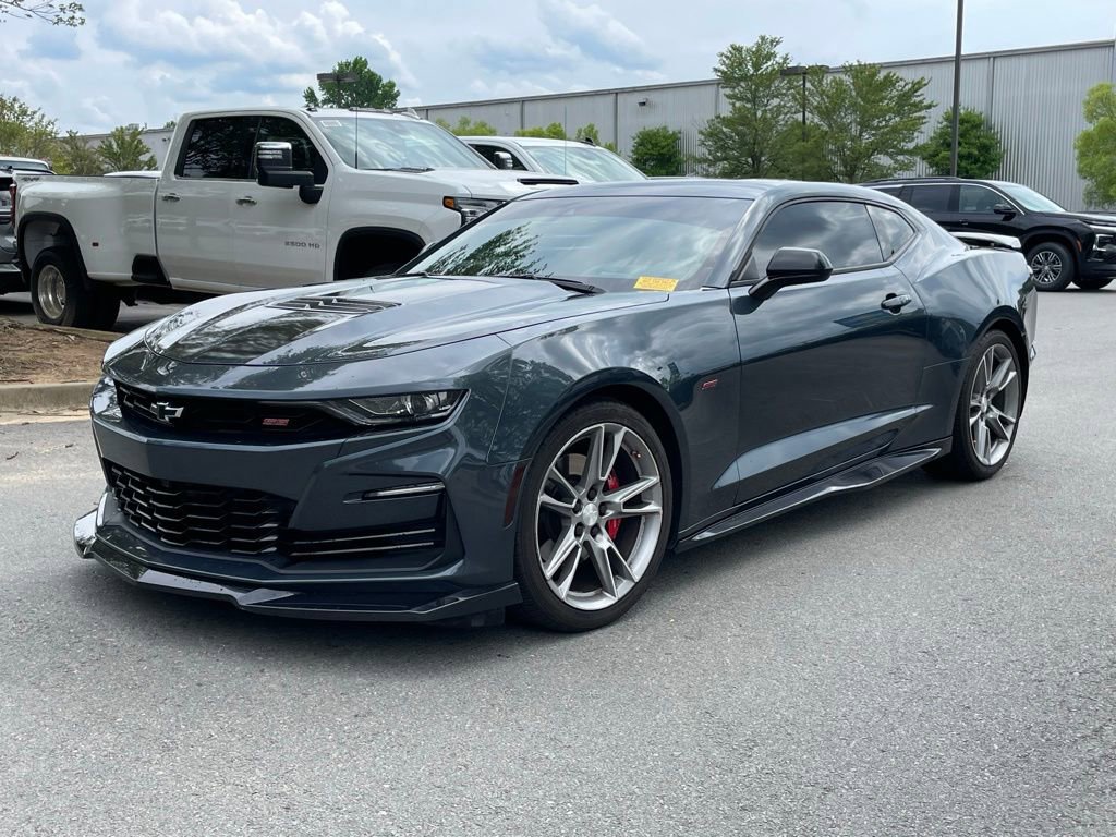 Used 2021 Chevrolet Camaro SS RWD image 3