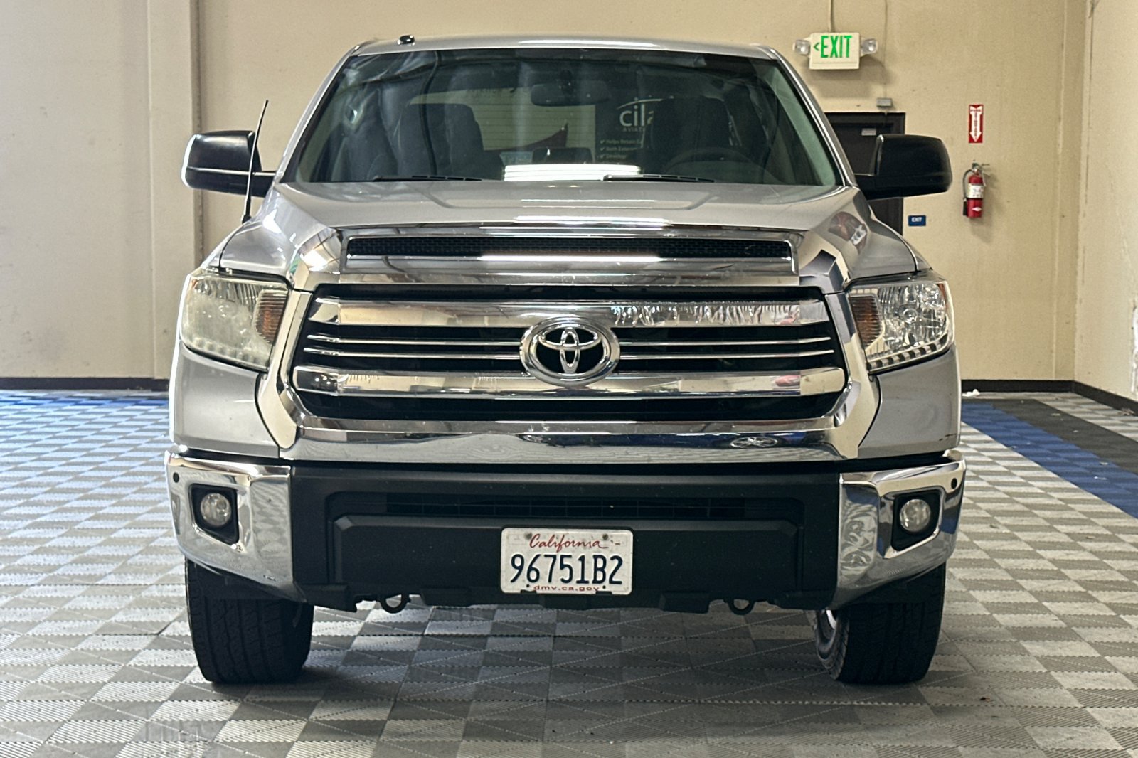 Used 2016 Toyota Tundra SR5 w/ SR5 Upgrade Package RWD image 9