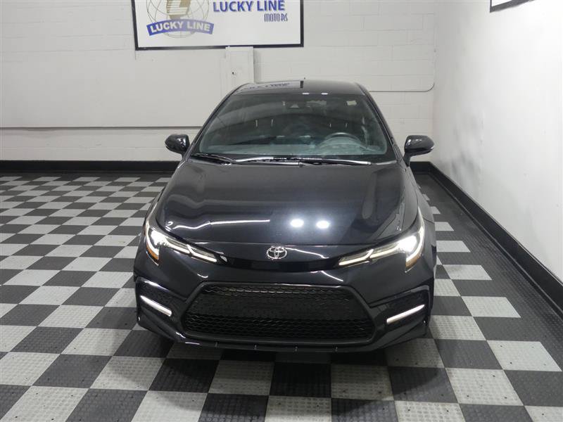 Used 2022 Toyota Corolla SE FWD image 3